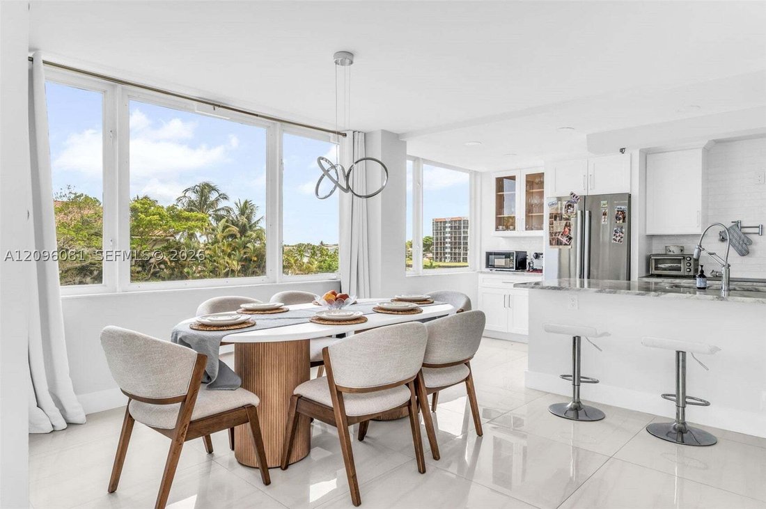Condo in Boca Raton, Florida, United States 5 - 18976277