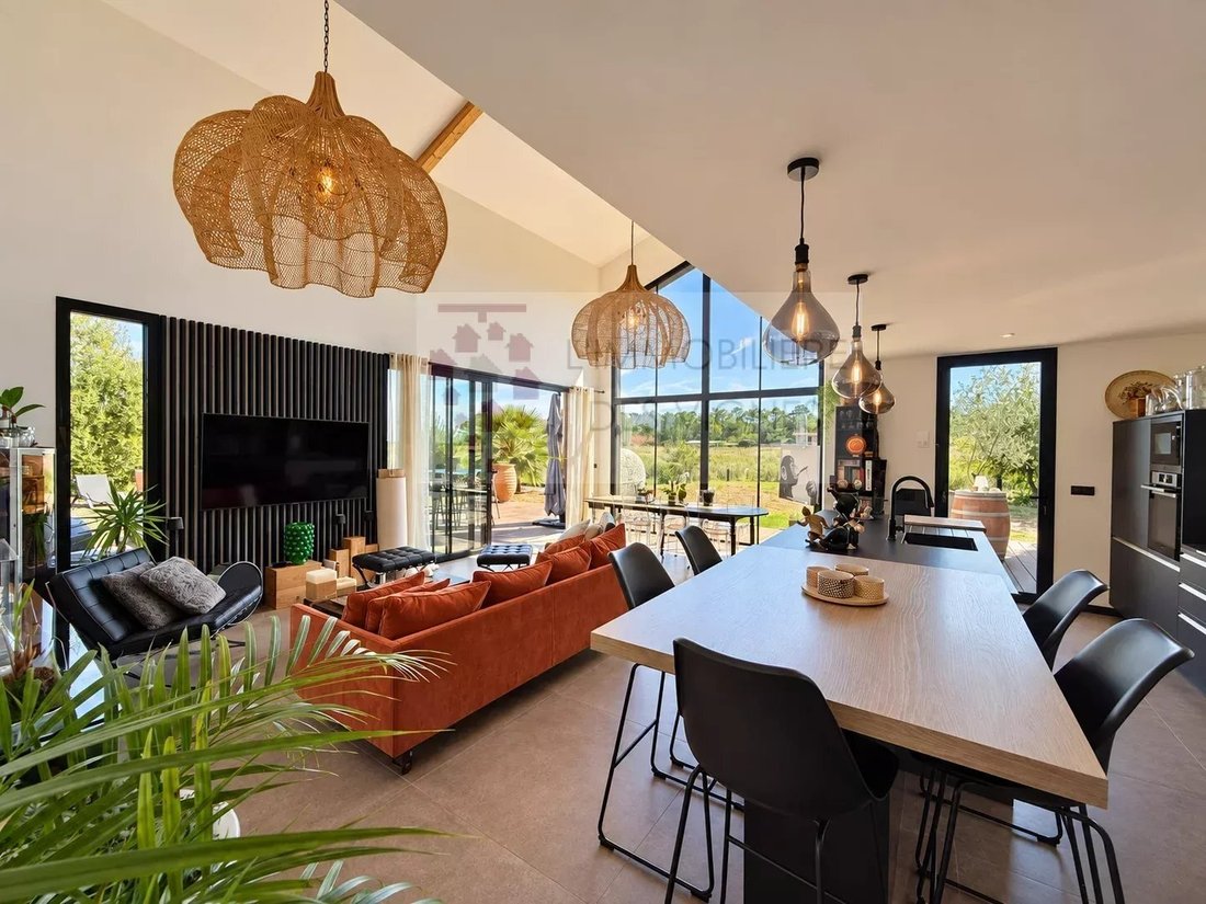 House in Martillac, Nouvelle-Aquitaine, France 1 - 18976487