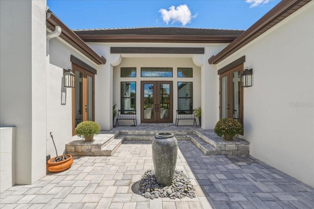 House in Sarasota, Florida, United States 3 - 18971256