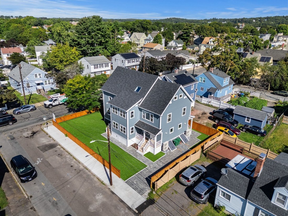 House in Medford, Massachusetts, United States 1 - 18973195
