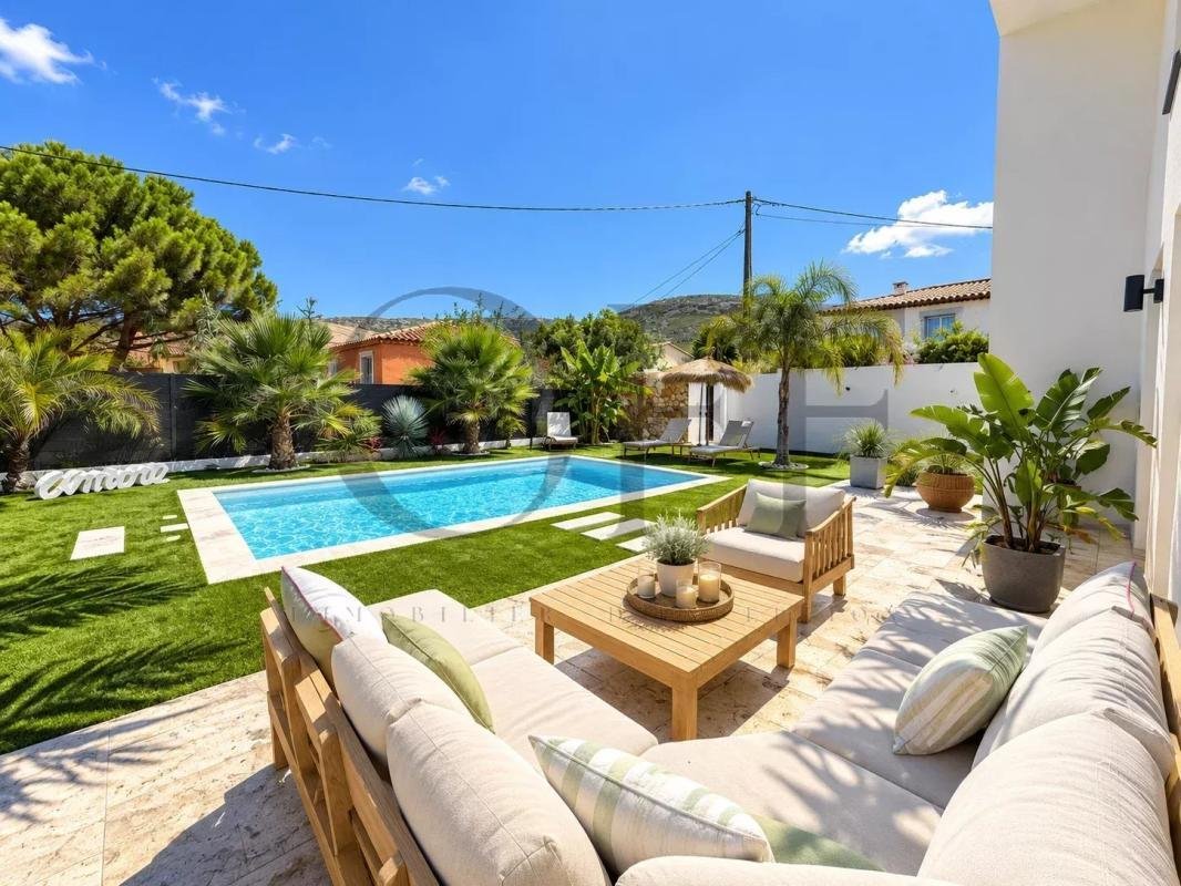 Villa in Le Rove, Provence-Alpes-Côte d'Azur, France 3 - 18976774