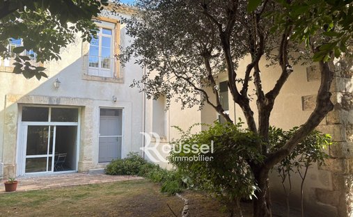 Villa in Gigean, Occitania, France 1