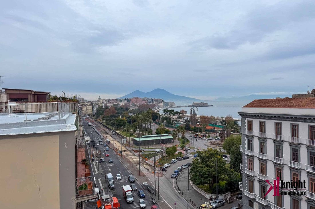Penthouse in Mergellina, Naples, Campania 1 - 16928612