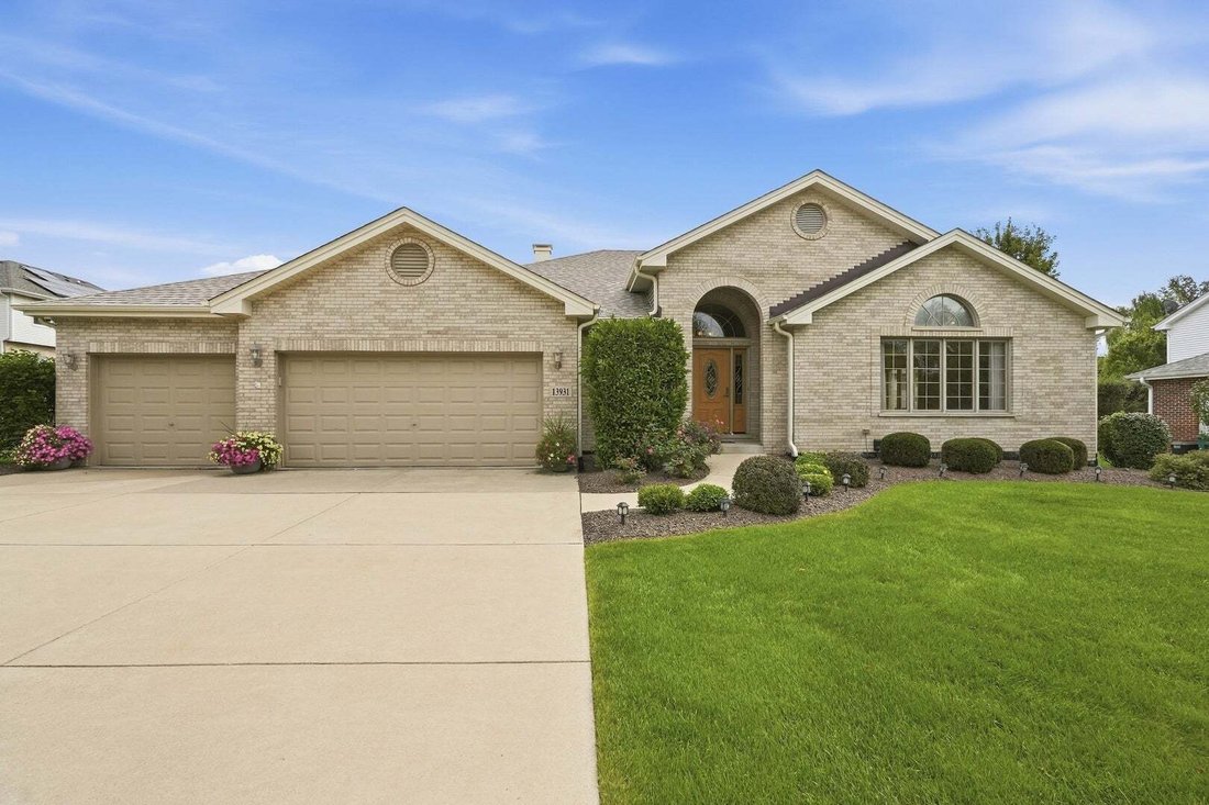 House in Orland Park, Illinois, United States 1 - 18976219
