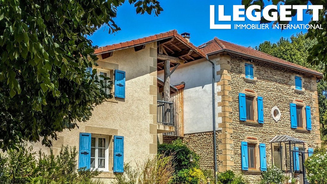 Country House in Saint-Christophe-et-le-Laris, Auvergne-Rhône-Alpes, France 1 - 17629507