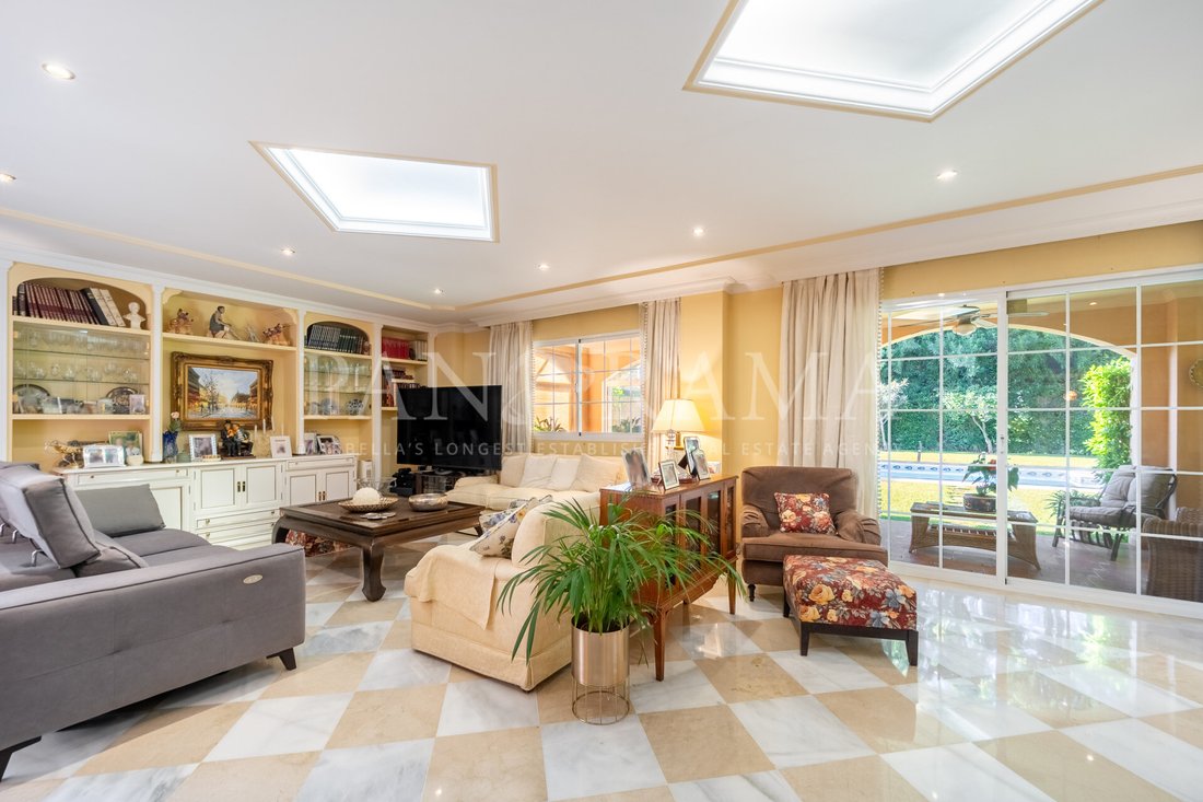 Villa in Nueva Andalucia, Marbella, Spain 5 - 18965305
