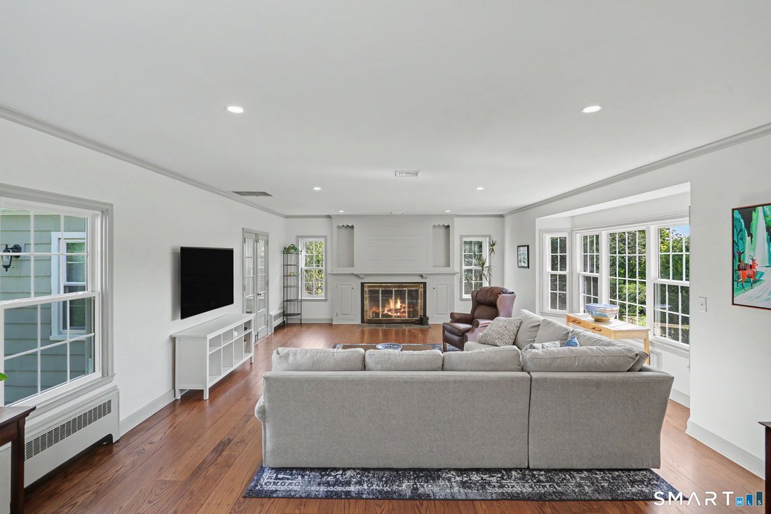 House in Monroe, Connecticut, United States 5 - 18973996
