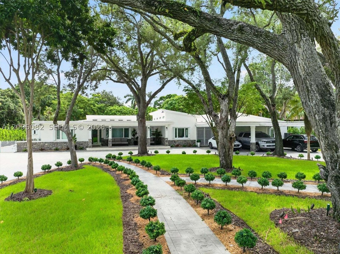 House in Miami, Florida, United States 1 - 18969829
