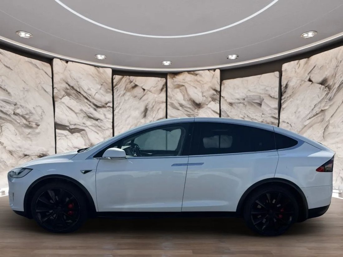 Suv in Ontario, CA, United States 3 - 18972135