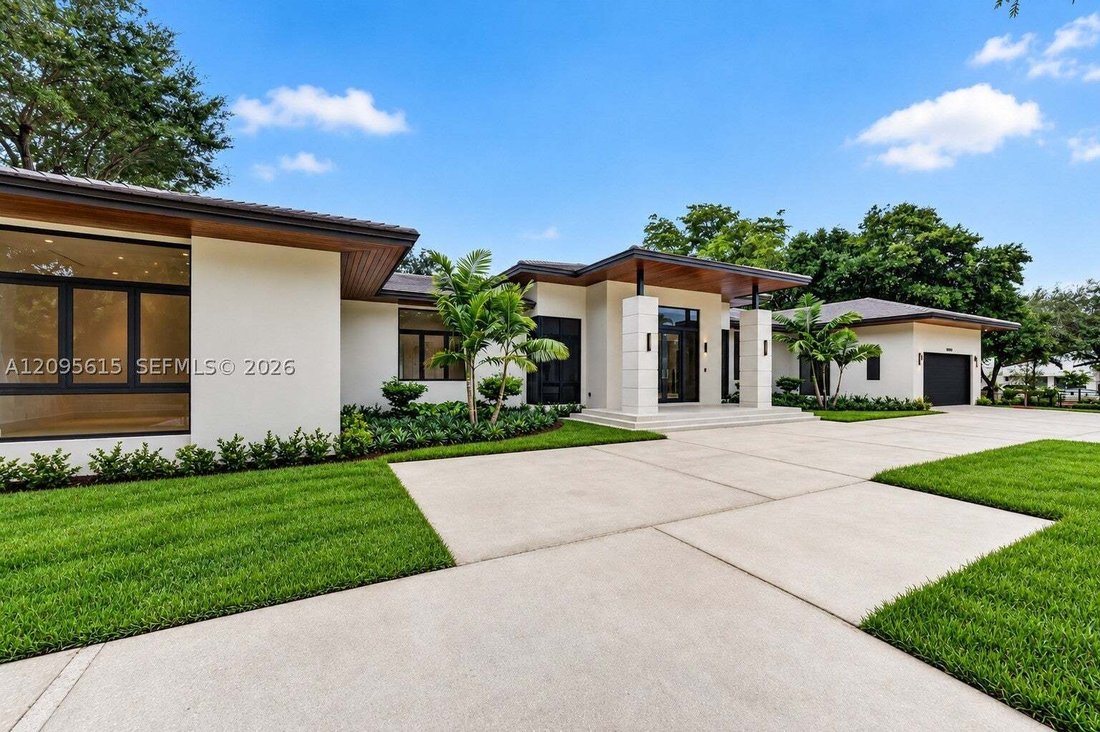 House in Miami, Florida, United States 3 - 18969781