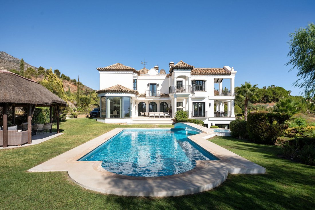 Villa in Marbella, Andalusia, Spain 2 - 18974751