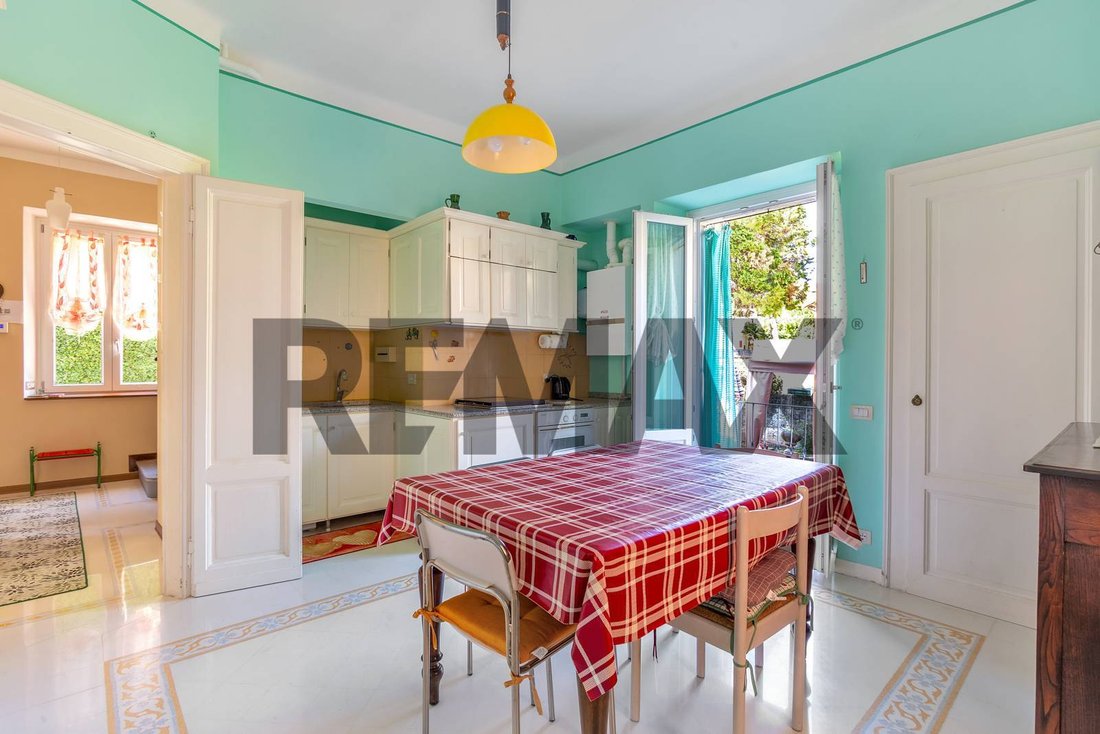 Villa in Stresa, Piedmont, Italy 4 - 18972567