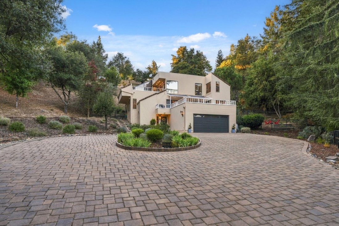 House in Los Gatos, California, United States 3 - 18968755