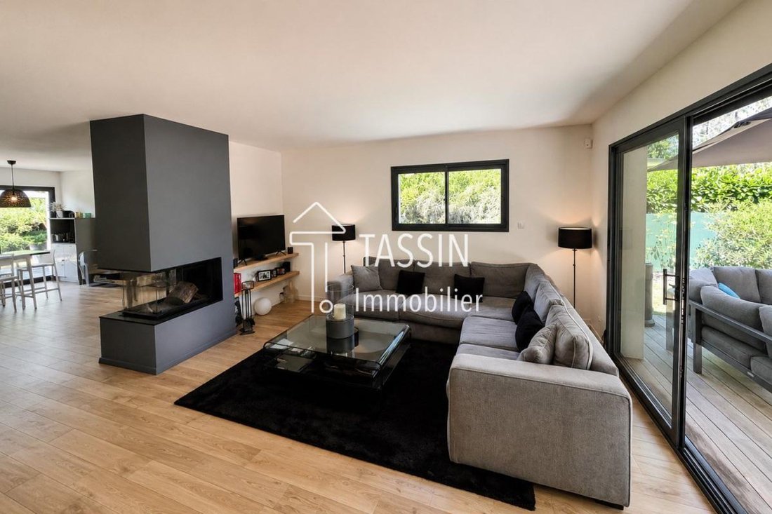 House in Tassin le Bourg, Tassin-la-Demi-Lune, France 2 - 18971007