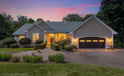 House in Woodbridge, Connecticut, United States 1
