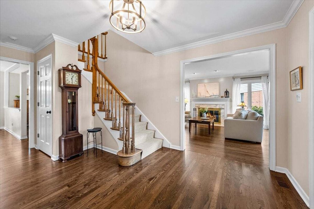 House in Glenview, Illinois, United States 3 - 18974575