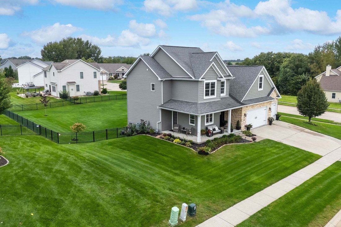 House in Le Claire, Iowa, United States 2 - 18977520