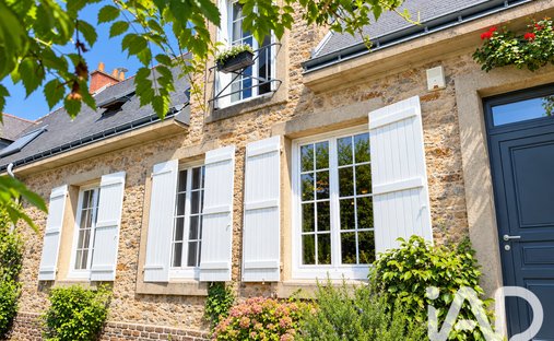 House in Nantes Erdre, Nantes, France 1