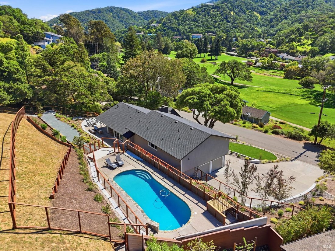 House in Novato, California, United States 3 - 18968156
