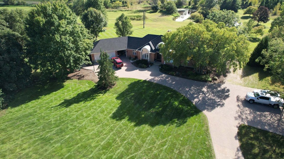 House in Grayslake, Illinois, United States 4 - 18970284