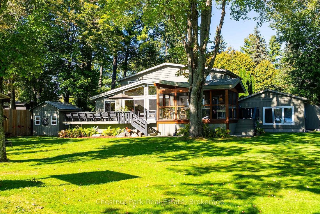 House in Bracebridge, Ontario, Canada 5 - 18979630