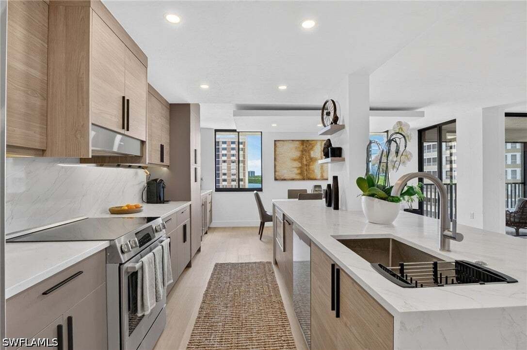 Condo in Naples, Florida, United States 2 - 18969448