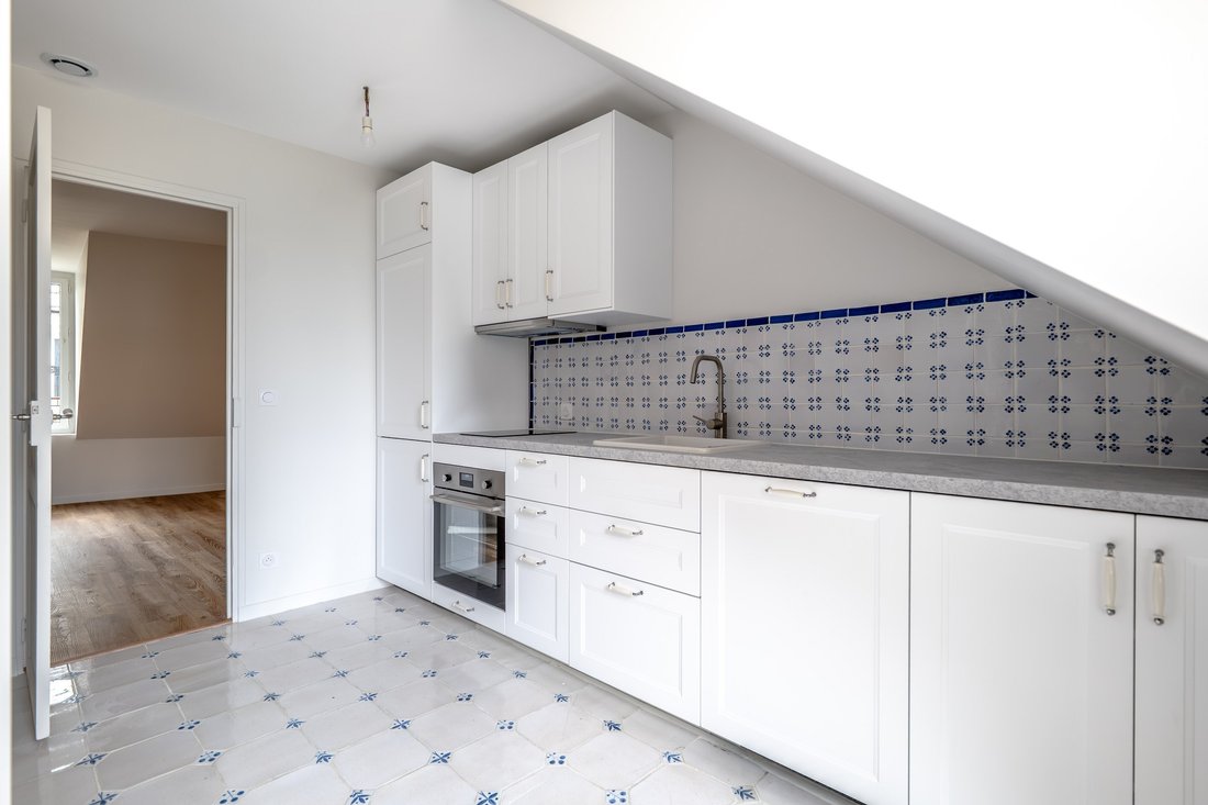 Apartment in Hoche-Friedland, Paris 8e Arrondissement, Paris 4 - 18973389