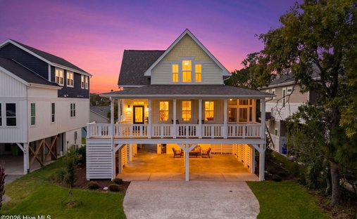 House in Oak Island, North Carolina, United States 1