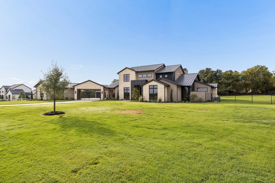 House in Lantana, Texas, United States 2 - 18967701