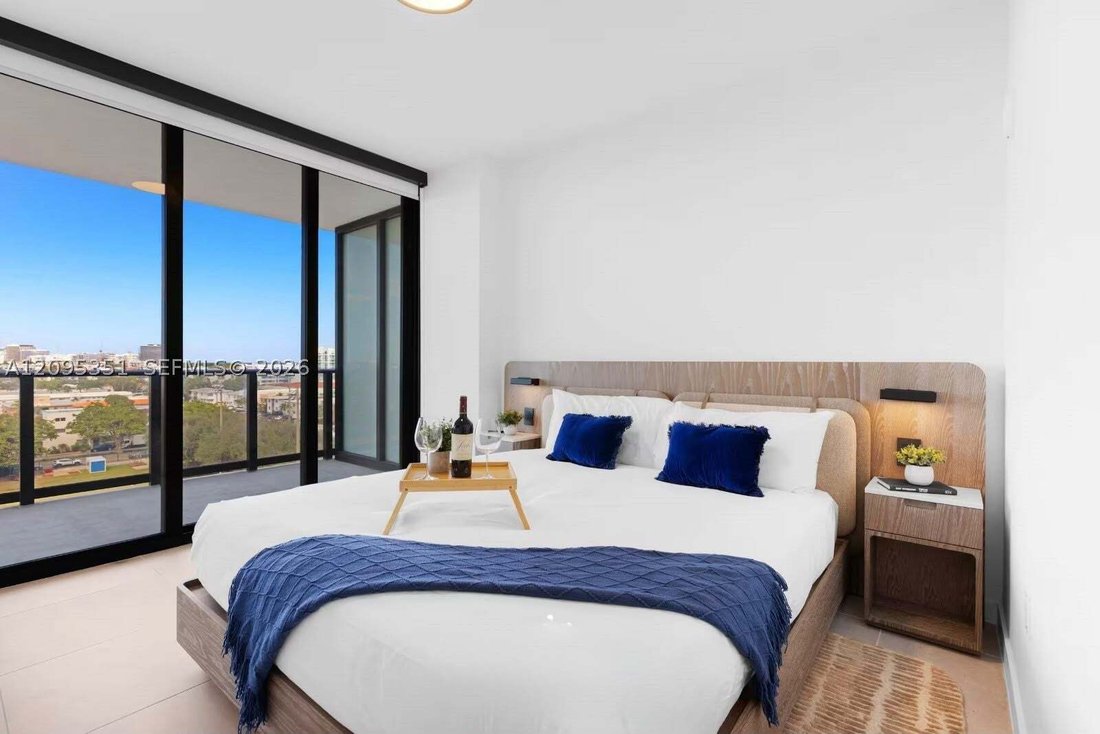 Condo in Miami Beach, Florida, United States 4 - 18976262