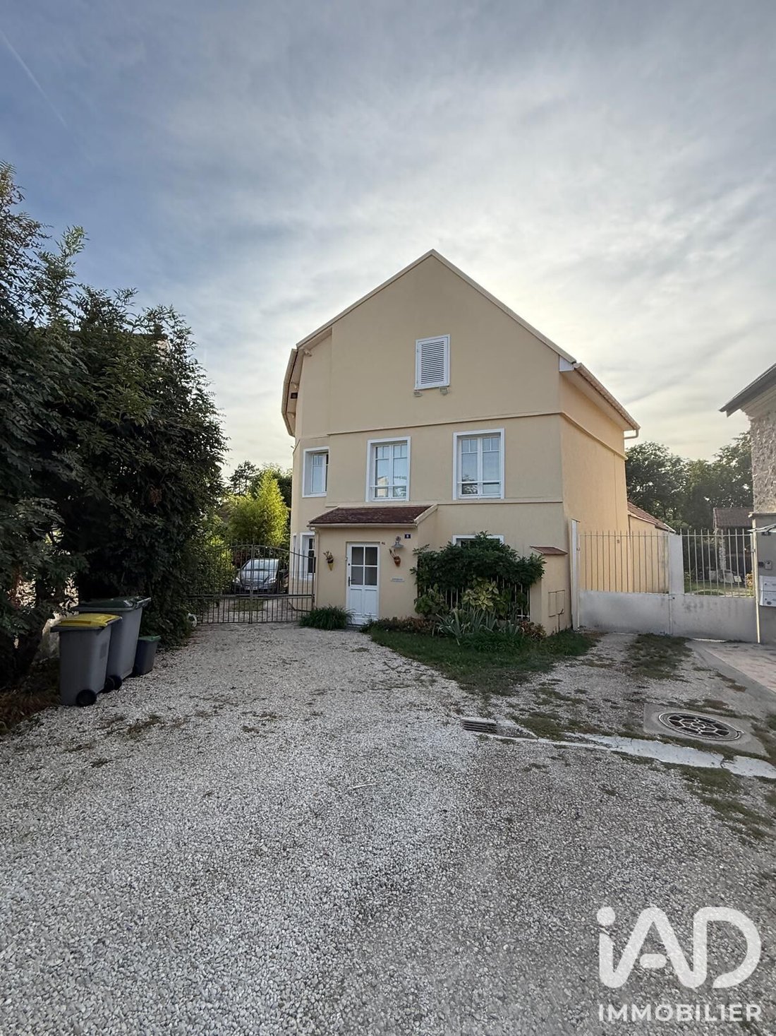 House in Gouvernes, Ile-de-France, France 2 - 18975522
