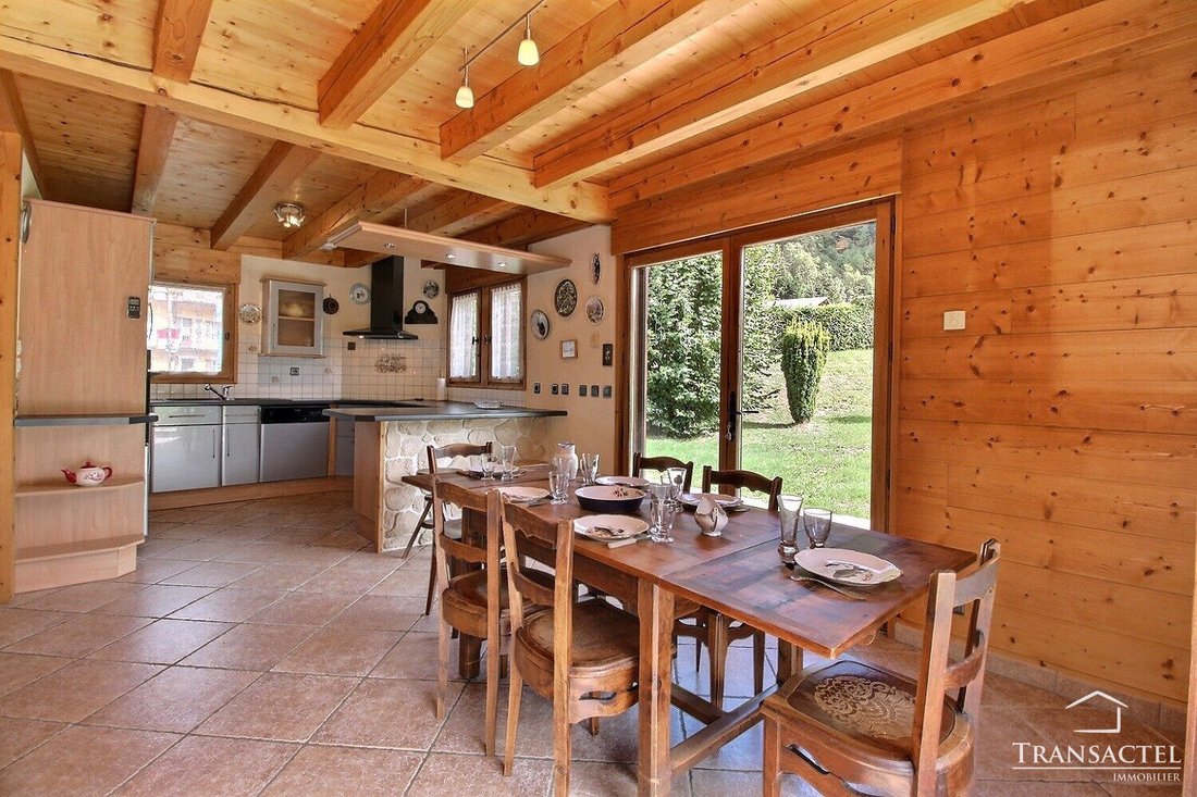 Chalet in Les Contamines-Montjoie, Auvergne-Rhône-Alpes, France 2 - 17494293