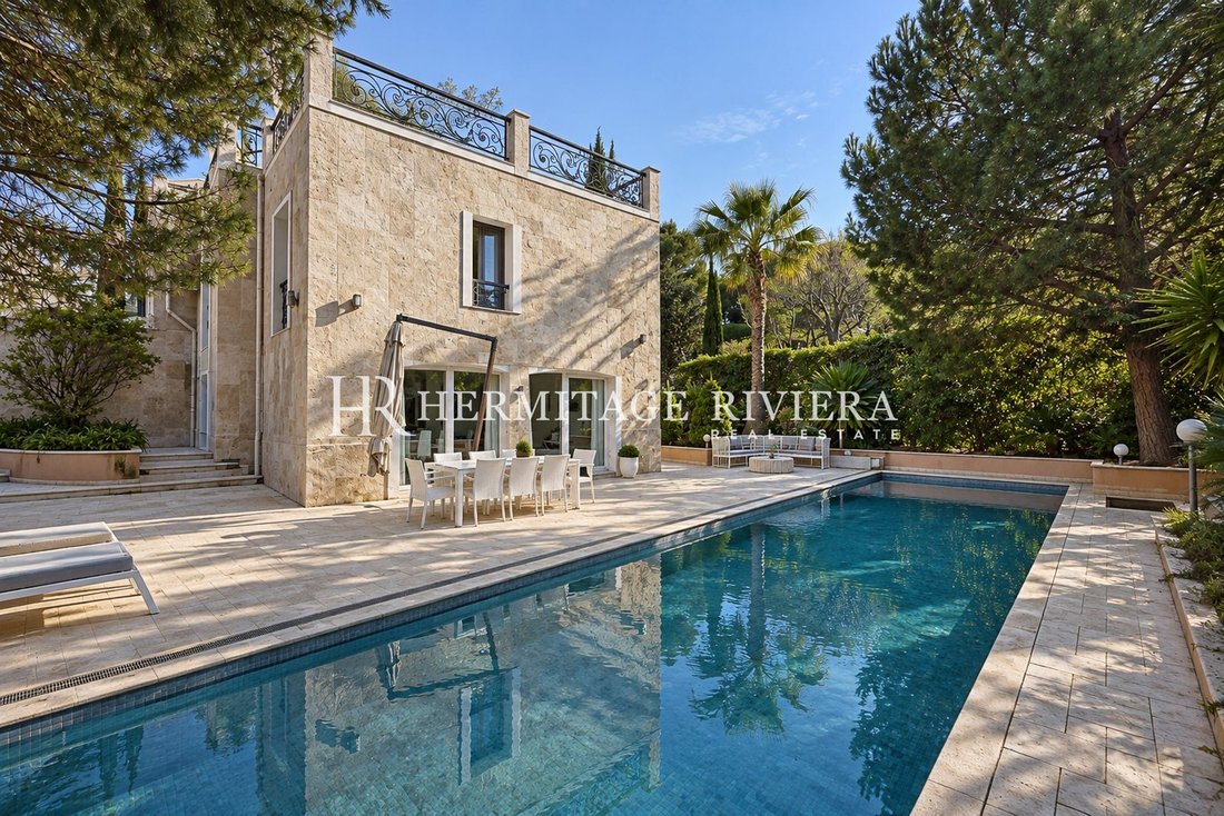 Villa in Village-Cros de Caste-Coupiere-Mont Gros, Roquebrune-Cap-Martin, France 4 - 17365246