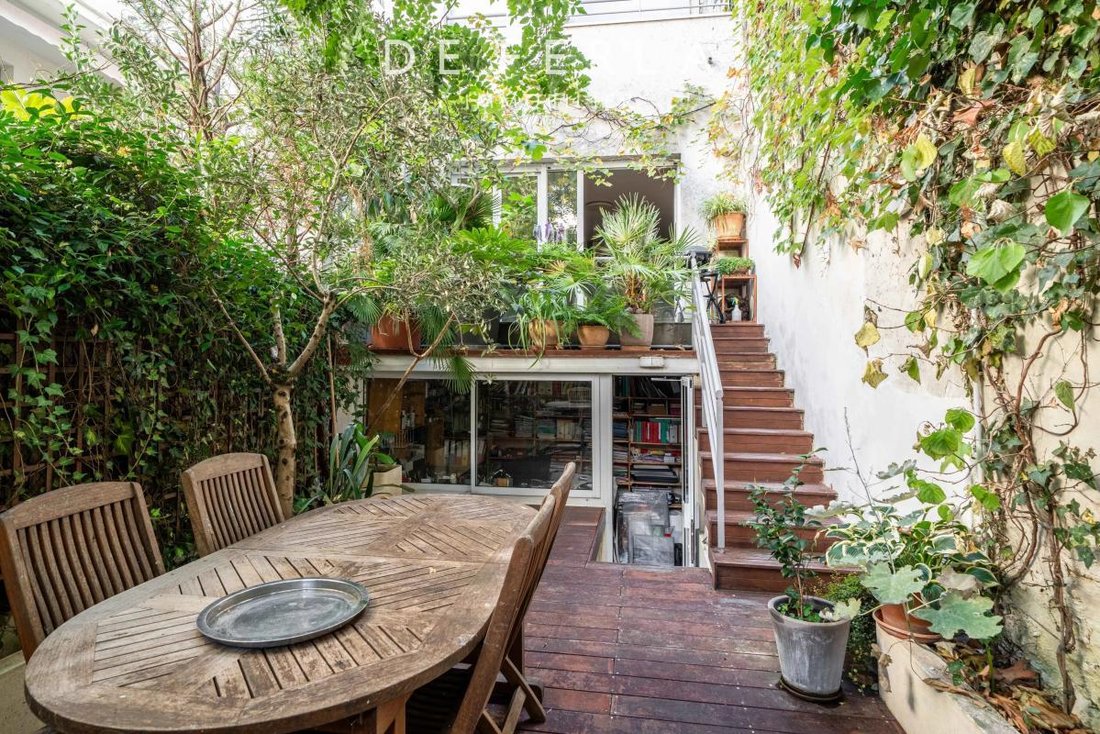 Apartment in Perouses, Paris, Ile-de-France 2 - 18966102