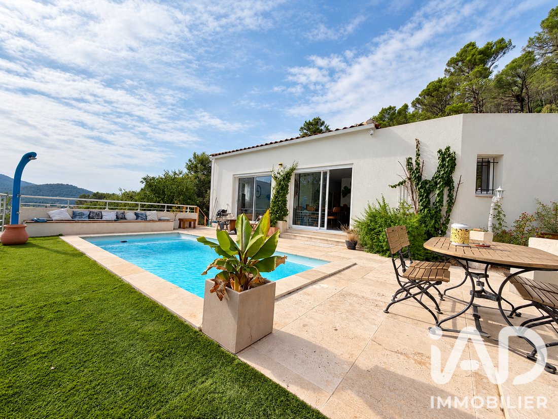 House in Signes, Provence-Alpes-Côte d'Azur, France 2 - 18975479