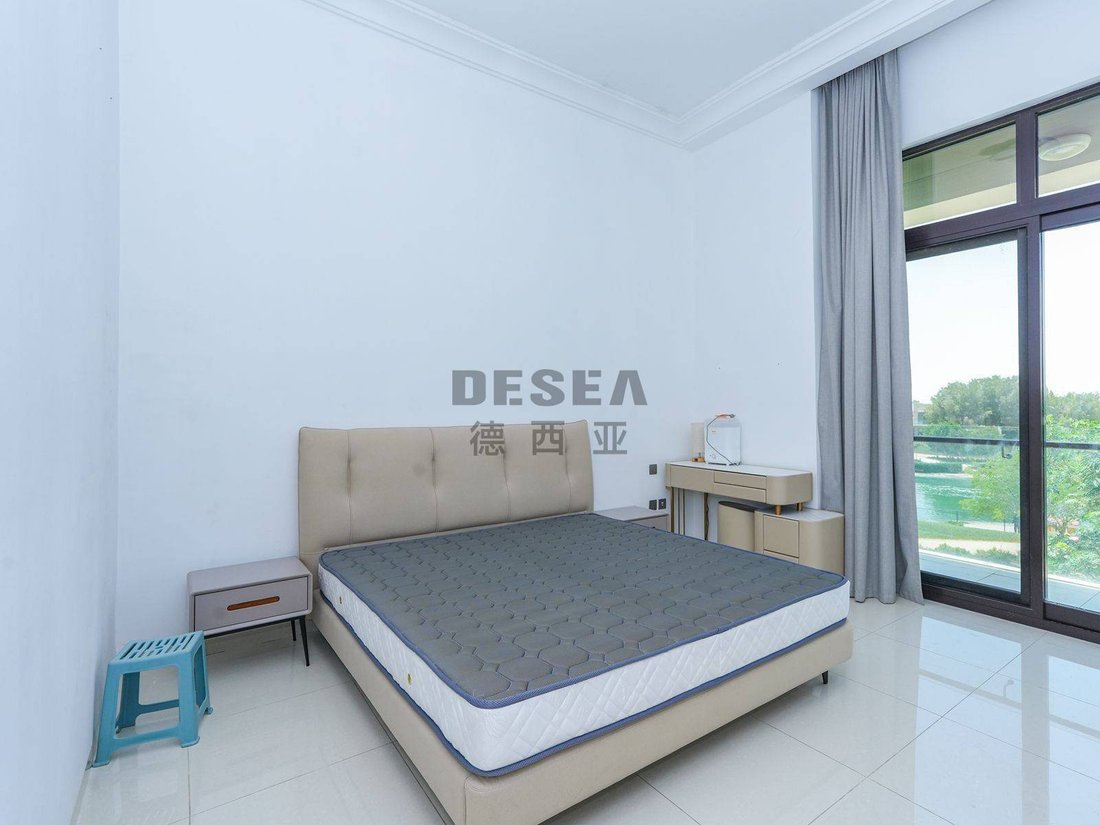 Villa in Damac Hills, Dubai, United Arab Emirates 4 - 18965700