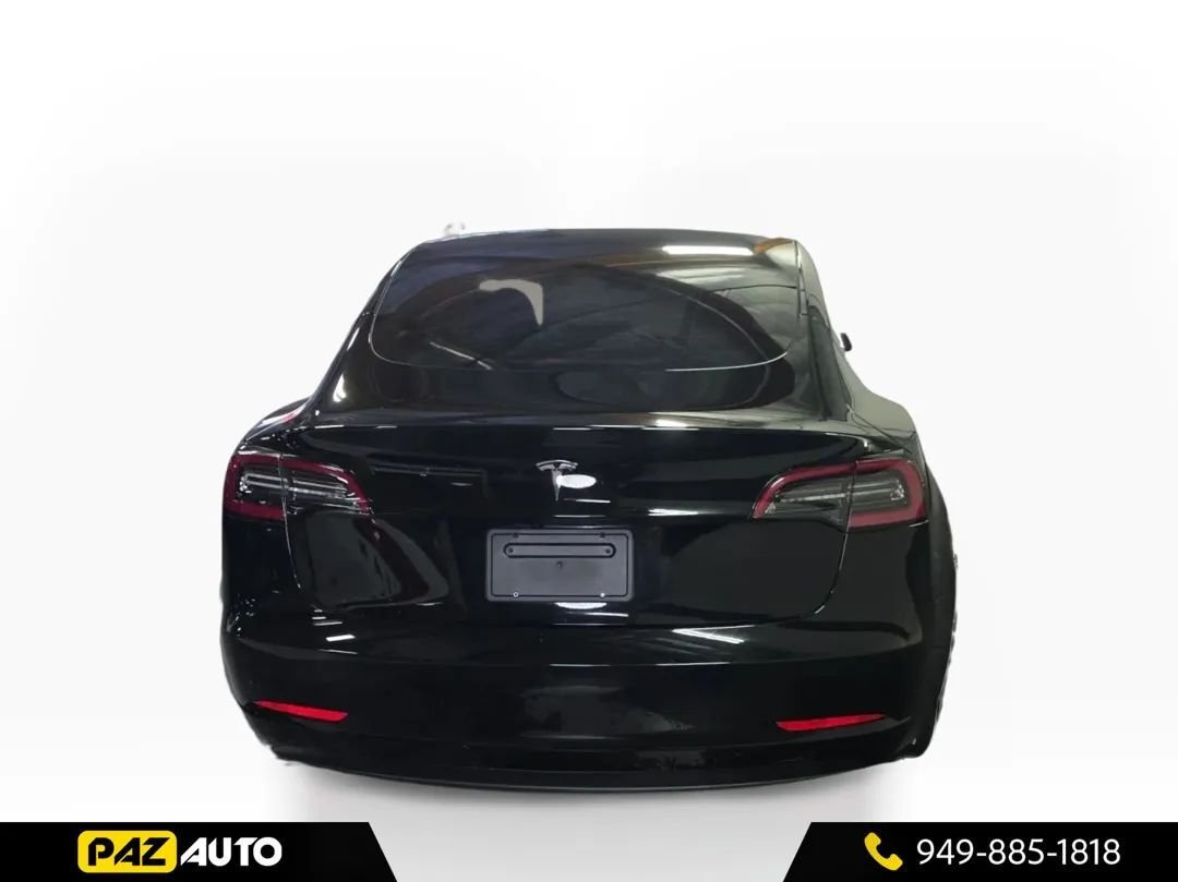 Sedan in Laguna Hills, CA, United States 4 - 18980814