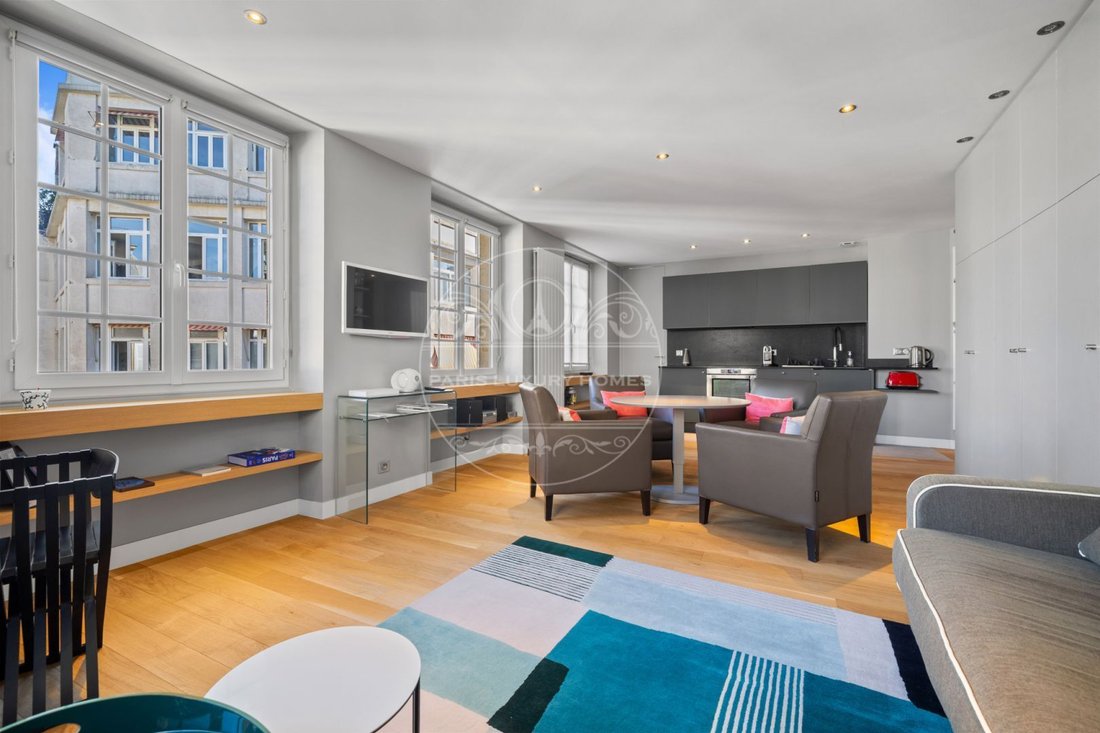 Apartment in Montorgueil-Saint Denis, Paris 2e Arrondissement, Paris 3 - 18974152