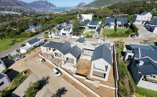 House in Hout Bay, South Peninsula, Cape Town 1