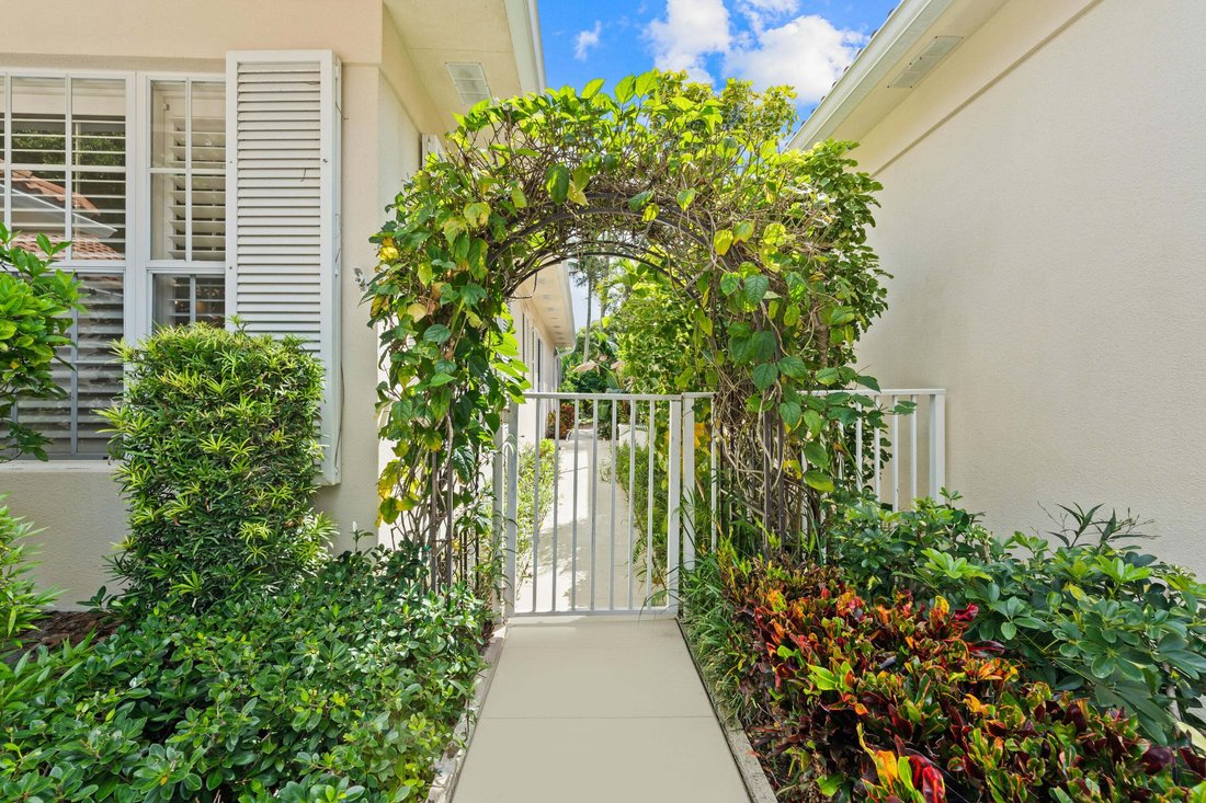 House in Palm Beach Gardens, Florida, United States 4 - 18965225