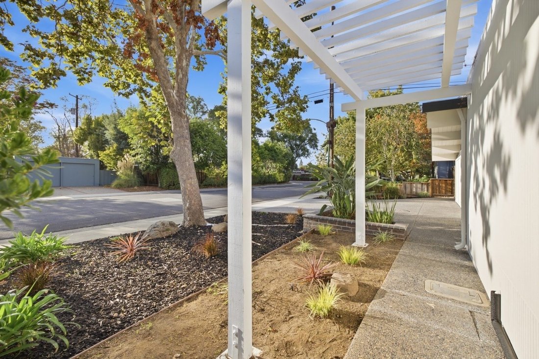 House in East Palo Alto, California, United States 4 - 18976503