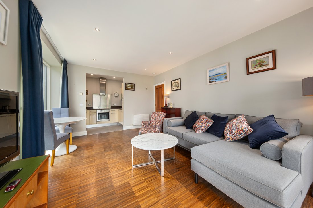 Apartment in Dublin, County Dublin, Ireland 3 - 18973399