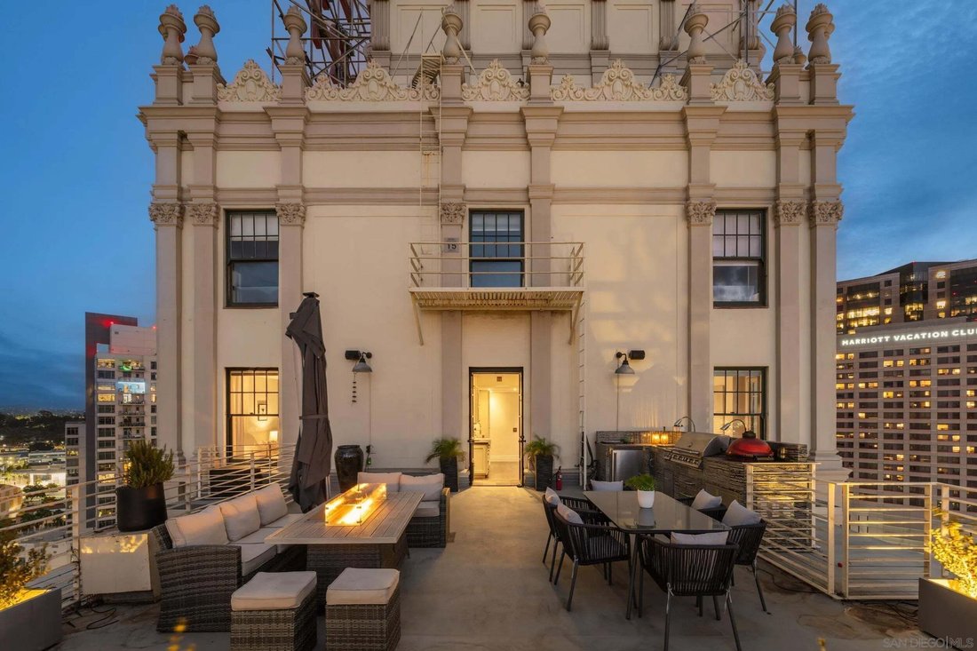 Condo in San Diego, California, United States 1 - 18970672