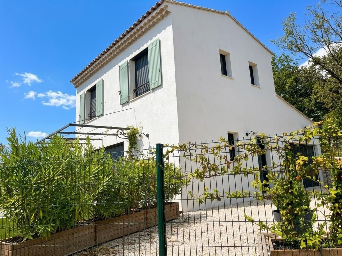 House in Goult, Provence-Alpes-Côte d'Azur, France 2 - 18975331