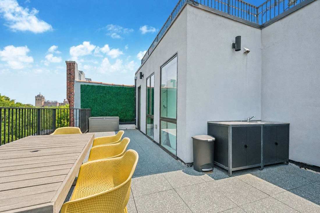 Condo in New York, New York, United States 4 - 18514497