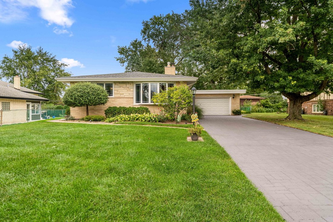 House in Palos Heights, Illinois, United States 1 - 18960386