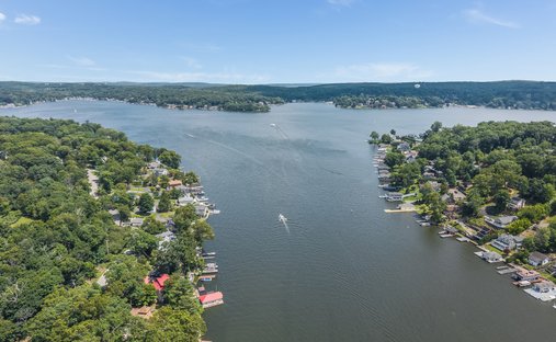 Condo in Hopatcong, New Jersey, United States 1