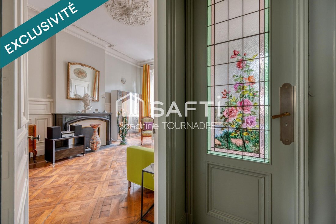 Apartment in Hôtel de Ville-Quinconce-Saint Seurin-Fondaudège, Bordeaux, France 3 - 18740131