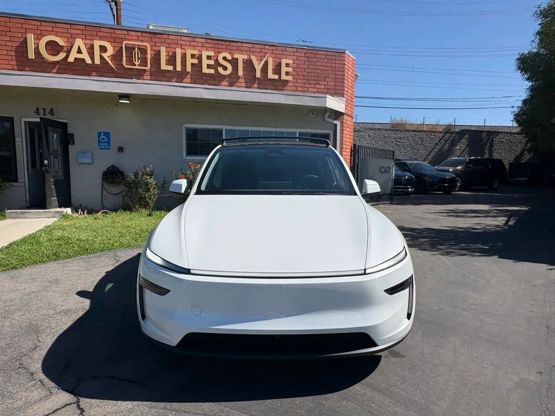Suv in Arcadia, CA, United States 2 - 18972100