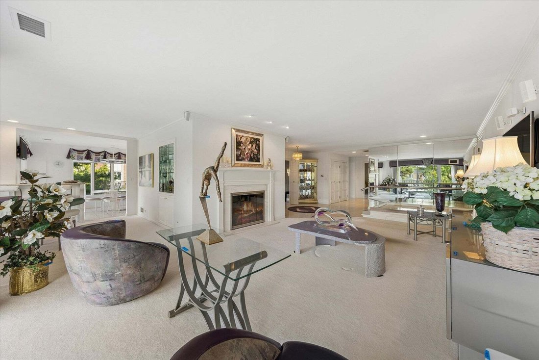Condo in Oak Brook, Illinois, United States 5 - 18970220